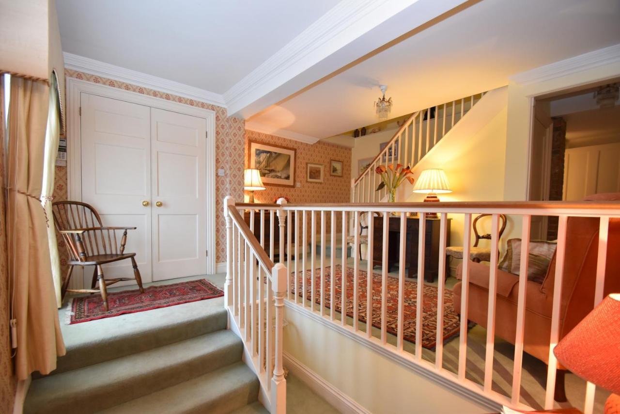 Whitefriars, Rye - Central Location With Parking For 3 Cars - Large Family Home Ngoại thất bức ảnh